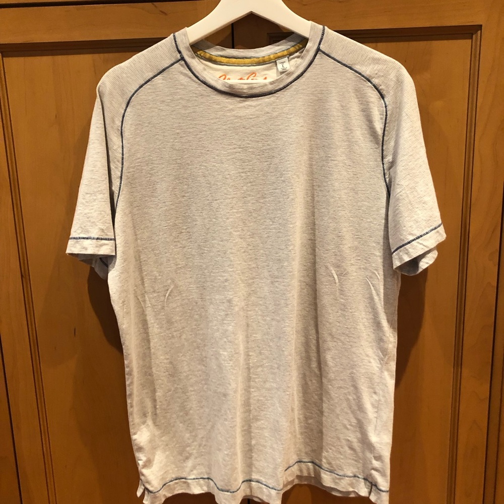 Robert graham crew tshirt